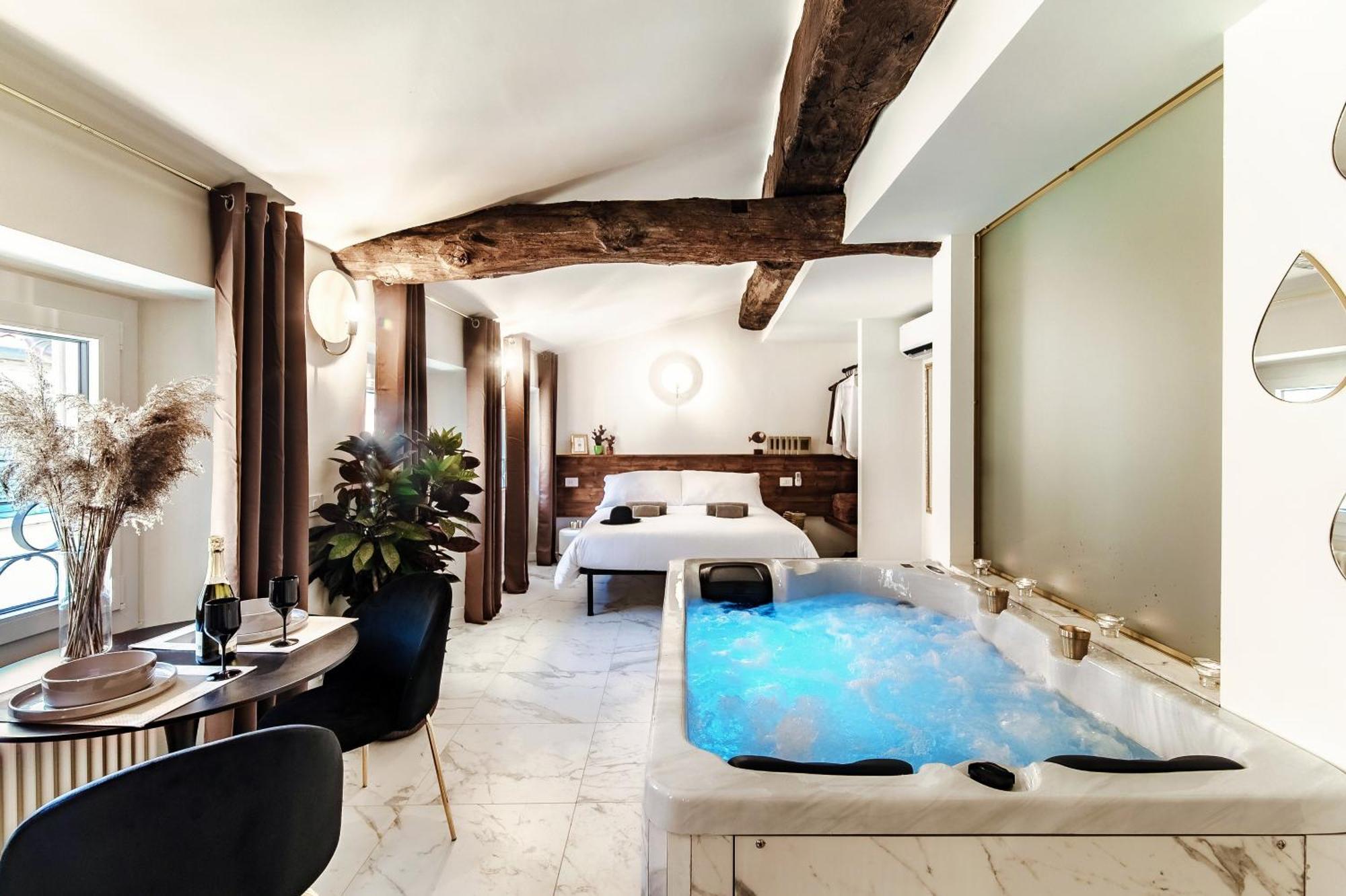 Sahara & Amazzonia Luxury Rooms- The House Of Travelers Como Exterior photo