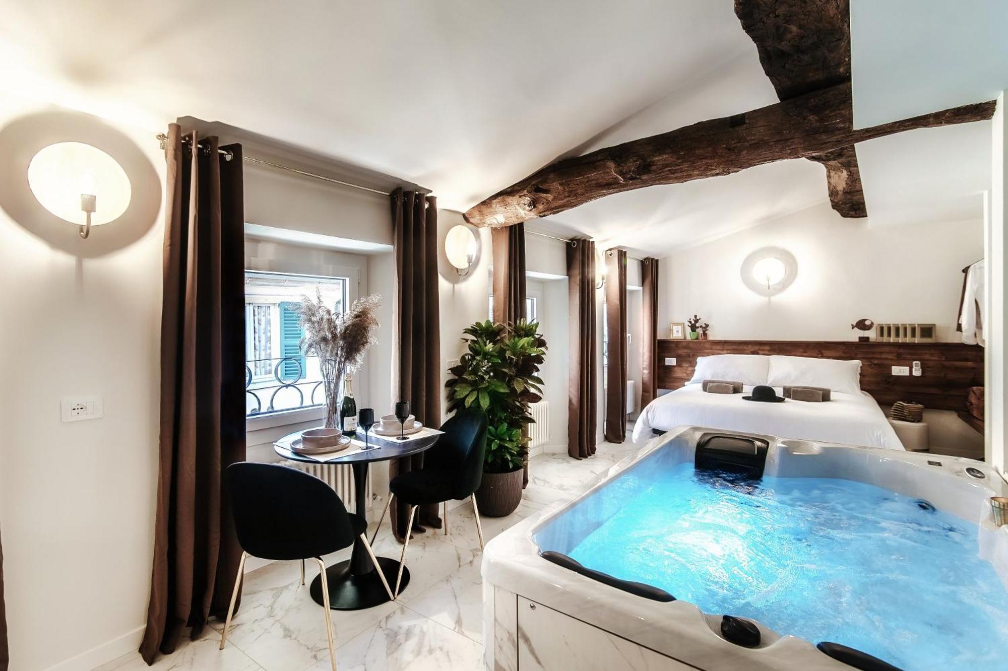 Sahara & Amazzonia Luxury Rooms- The House Of Travelers Como Exterior photo
