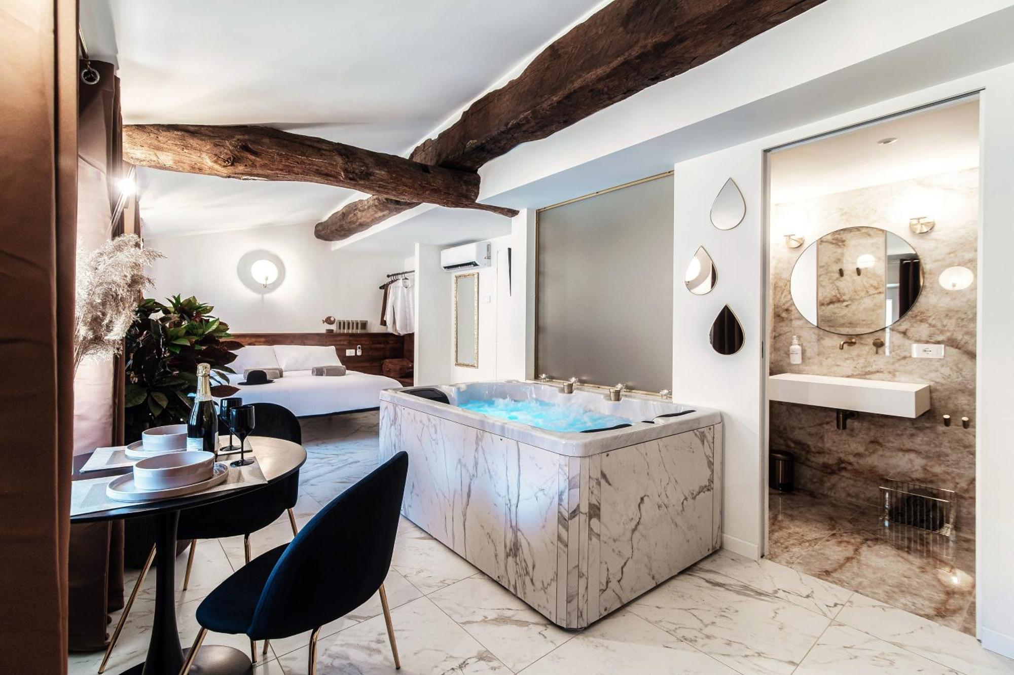 Sahara & Amazzonia Luxury Rooms- The House Of Travelers Como Exterior photo