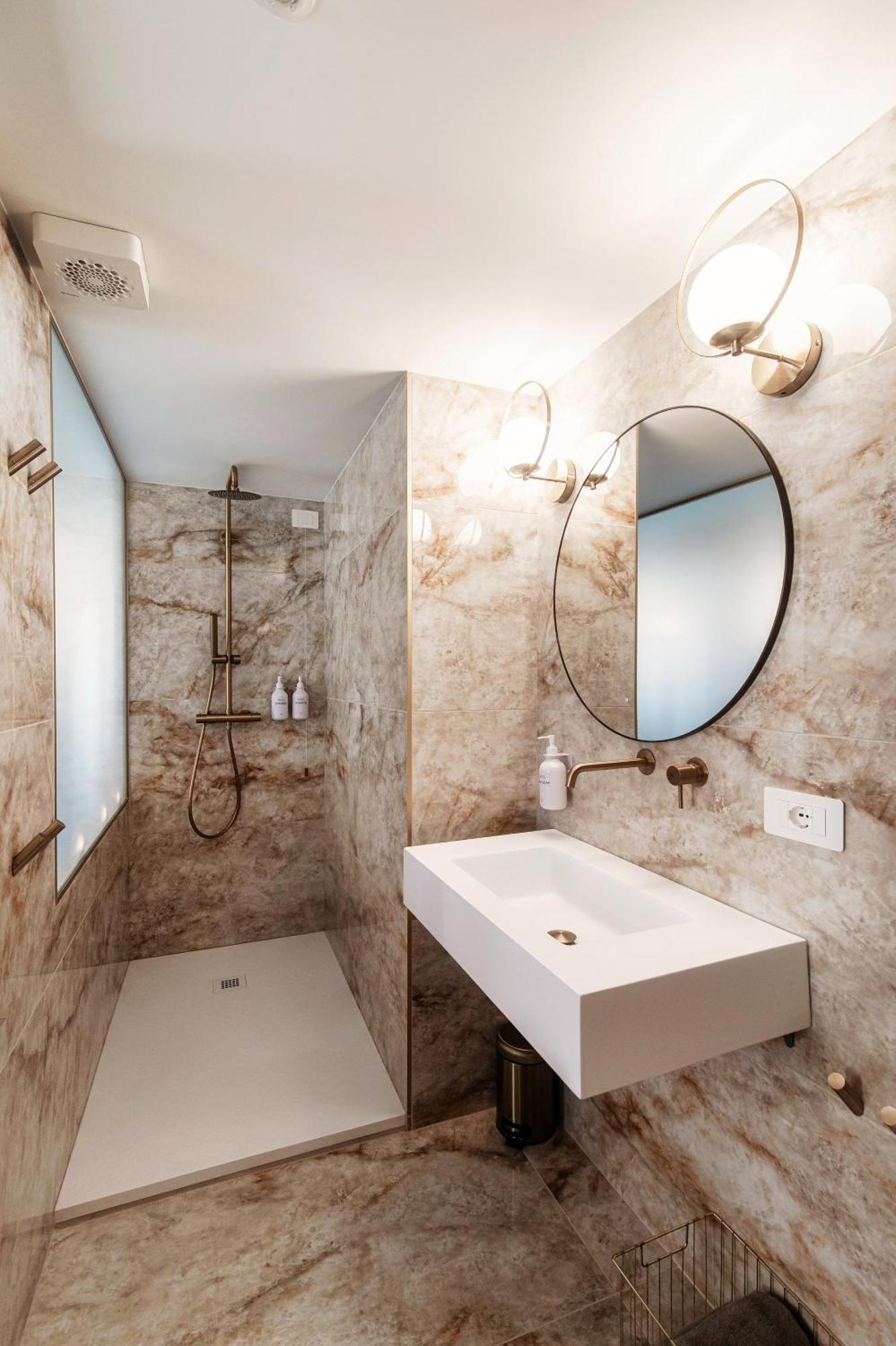 Sahara & Amazzonia Luxury Rooms- The House Of Travelers Como Exterior photo